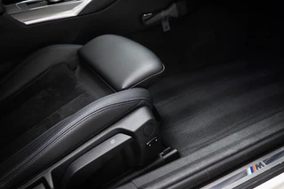 BMW 3-serie 318i M-Sport Executive Edition | AUDIO MEDIA- PACK | DRAADLOZE LADER | DAB | APPLE | CAMERA | 19" / 11