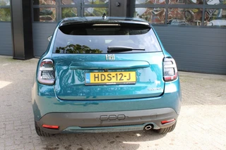 Fiat 600 1.2 HYBRID LA PRIMA 1e eigenaar **NL-Auto** Afneembare Trekhaak / 11