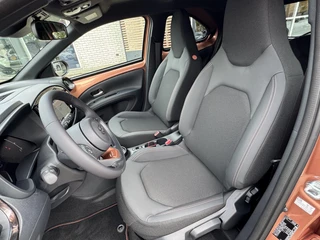 Toyota Aygo X HYBRID 115 ENVY NIEUW EN DIRECT LEVERBAAR!! LED PARK-SENSOREN KEYLESS STOELVERW APPLE/ANDROID CLIMA AD-CRUISE NAVI / 15