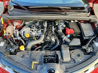 Renault Captur 1.3 TCe 160 EDC R.S. Line  | Automaat | All Seasons | Navigatie | Groot Scherm | Achteruitrijcamera + Parkeersensoren | Draadloze Telefoonlader | Climate Control | Luxe Pook | Apple CarPlay/Android Auto / 28