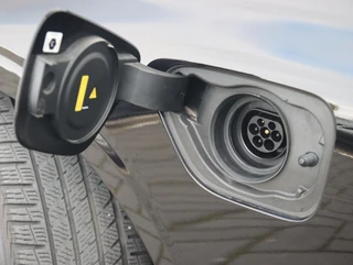 Volvo V60 2.0 T6 Plug-in hybrid AWD Ultra Bright | SOH 99% | Long Range / 22