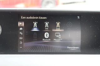 Lexus UX 250h Preference Line 1e EIGENAAR NL-AUTO KEYLESS CARPLAY/ANDROID BLIND-SPOT CAMERA PARK-SENS / 15