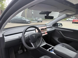 Tesla Model Y Long Range AWD 75 kWh / 16