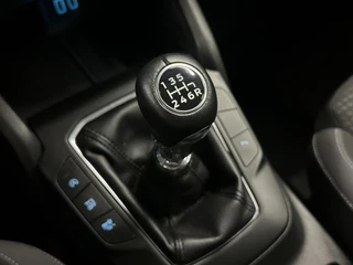 Ford Focus 1.0 EcoBoost Hybrid Trend Edition Business CAMERA / 44