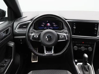 Volkswagen T-Roc 1.5 TSi 150 Pk Automaat R line | Black Style | Trekhaak | Stoelverwarming | Panorama dak | Camera | Adaptive Cruise | Climatronic | Carplay | 19 Inch | 58.509 Km !! / 40