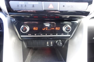 Mitsubishi Eclipse Cross 2.4 PHEV Intense  | BTW | Stoelverwarming | CarPlay | / 35