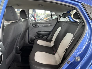Hyundai i10 1.0 Premium  CAMERA/CARPLAY/NAVI/CRUISE/CLIMA/PDC / 44
