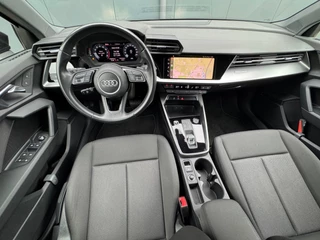 Audi A3 Limousine 30 TFSI AUTOMAAT * Carplay * Climate Control * Parkeersensoren * / 4