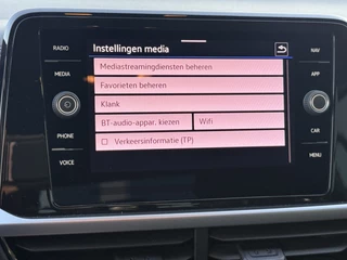 Volkswagen T-Roc 1.0 TSI Life  | LED | Apple Carplay | Adapt. Cruise | DAB+ | PDC v+a incl. Camera / 39