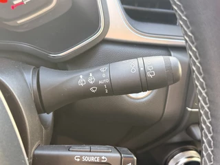 Renault Captur 1.6 E-Tech Hybrid 145 Intens  | LED | Keyless | DAB | Apple / Android | PDC v+a incl. Camera / 23