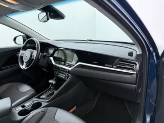Kia Niro 1.6 GDi Hybrid DynamicPlusLine  - Trekhaak - Stoel/stuurverwarming - Camera - AppleCarplay - Android Auto - - Fabrieksgarantie tot 02-2028 / 40