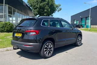 Skoda Karoq 1.5 TSI 150pk Style | TREKHAAK | PANO| CAMERA | ADAPTIVE | / 24