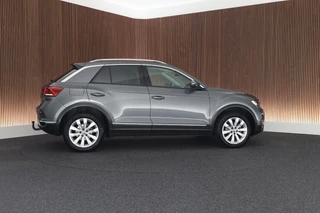 Volkswagen T-Roc 1.5 TSI 150pk DSG Sport Trekhaak Virtual cockpit Adaptive cruise Stoelverwaming PDC / 9