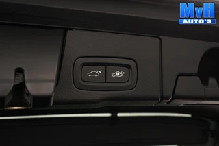 Volvo XC60 2.0 PHEV T6 AWD R-Design|PANO|H/K|TREKH|SOH93% / 25