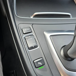 BMW 1-serie 118i M Sport Edition| LEDER | STOELVERWARMING | 19 INCH | PDC | NAVI / 23