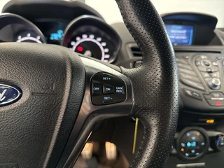 Ford Fiesta 1.0 EcoBoost ST Line MOTOR VERV. | CRUISE | PDC / 30