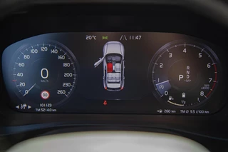 Volvo XC40 2.0 B4 Inscription Trekhaak|Leder|360 camera|Keyless / 16
