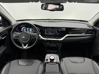 Kia e-Niro DynamicPlusLine 64 kWh SOH 95,4% | Trekhaak |Schuif/Kanteldak | Camera | Stoel/Stuurverwarming | Carplay&Android / 11