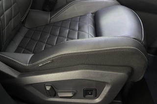 Peugeot e-5008 GT Avantage 73 kWh 7p Leder Stoelventilatie Stoelverwarming 360 Camera Keyless / 43