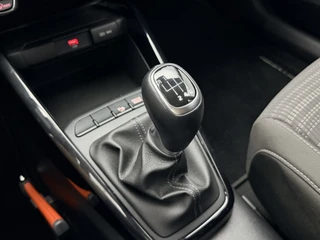 Kia Stonic 1.0 T-GDi MHEV DynamicLine Trekhaak | Navigatie | Camera | Carplay&Android / 18