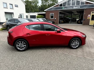 Mazda 3 2.0 e-SkyActiv-G M Hybrid Comfort  Navi, Camera, App Connect / 2