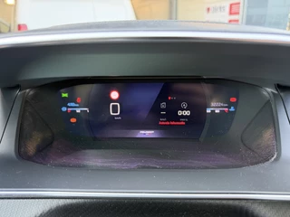 Peugeot 208 100pk GT (Camera - Keyless Entry - Parkeersensoren V+A - LED - Navigatie - Automatische Airco - Draadloos laden - Apple Carplay - 3D Cockpit) / 19