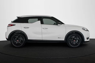 DS 3 Crossback E-Tense Performance Line 50 kWh SOH 99% Stoelverwarming Head-Up / 35