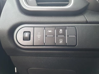 Kia XCeed 1.5 T-GDI MHEV DynamicLine *Cruise & Clima* / 13