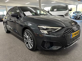 Audi A3 Sportback 30 TFSI Business edition / NL-auto, GMP Style 4, LM velgen, Trekhaak / 4