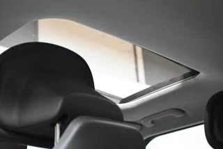 KIA Ev3 81,4 kWh 204pk Plus Advanced TREKHAAK / 34