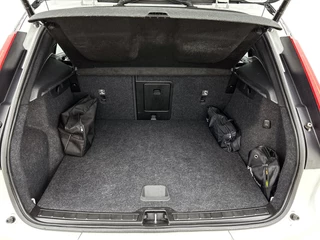 Volvo XC40 1.5 T5 Recharge R-Design | Camera | Navigatie | CarPlay | Adaptive Cruise | / 31