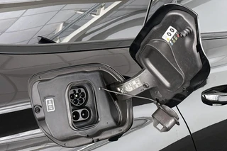 Peugeot e-308 SW GT 54 kWh / 32