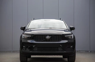 Volvo XC40 B3 MY 2027 SAMENSTELLEN EXTRA VOORDEEL / 5