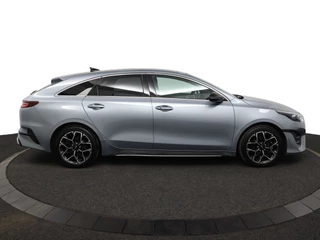 Kia ProCeed 1.5 T-GDi GT-Line AUTOMAAT  - Stoel/Stuur verwarming - Apple Carplay/Android Auto - Achteruitrij camera - Adaptieve cruise control - Navigatie - Fabrieksgarantie t/m 25-11-2031 / 10