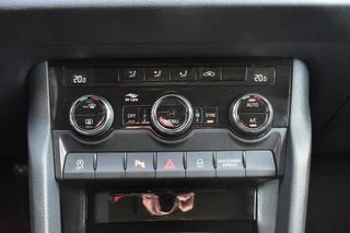 Skoda Karoq 1.0 TSI Clever Edition|Cruise control|Navi|PDC| / 13