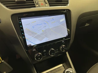 Škoda Octavia 1.0 TSI Greentech Style Business NAVI CARPLAY CRUISE LM ECC. / 24