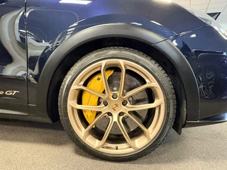 Porsche Cayenne Coupé 4.0 Turbo GT 641pk / Carbon dak / carbon pakket / 22inch / keramisch / dealer onderhouden / 11