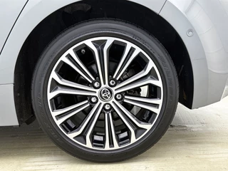 Toyota Corolla 2.0 Hybrid Business Sport Intro | Automaat | Adaptive cruise | Stuur & stoelverwarming | Navigatie | Camera / 10