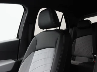 Volkswagen ID.3 Pro Edition 58 kWh 204 Pk | Stoel/Stuur Verwarming | Camera | Adaptive Cruise | Carplay | 18 Inch | 66.010 Km !! / 29