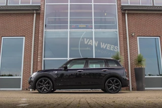 Mini Clubman 1.5 Cooper Richmond Park Edition | 1e eigenaar | Dealer onderhouden | Apple Carplay | Harman kardon | DAB | Keyless entry | Panoramadak | Sportstoelen | LED | PDC / 7