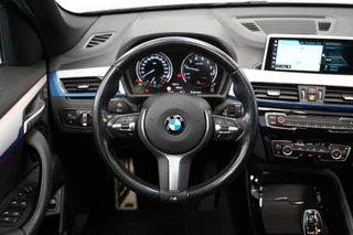 BMW X1 sDrive20i High Executive  Panoramadak M-Sport Trekhaak / 7