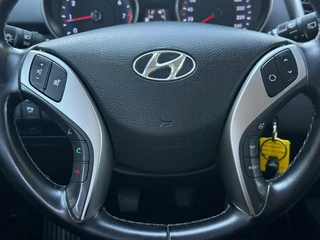 Hyundai i30 1.4 i-Drive / 15