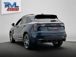 Lynk & Co 01 1.5 261PK Plug-in Hybrid *Zwarte Hemel* 360 Camera Pano/dak Apple/Carplay Adaptive/Cruise / 4