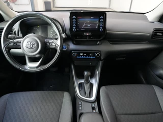 Toyota Yaris 1.5 Hybrid Comfort ✅Dode Hoek✅Adapt. Cruise✅Lane Ass.✅Navi✅Camera✅Clima✅ / 6
