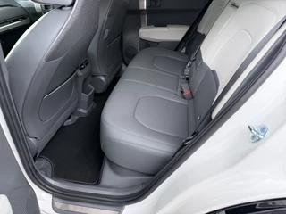 Kia EV3 GT-Line Business Edition 81.4 kWh  Navigatie - Achteruitrijcamera - Apple & Android Carplay - Nieuw uit voorraad leverbaar / 34