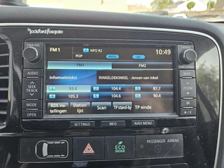 Mitsubishi Outlander 2.0 Instyle AUTOMAAT AIRCO NAVI CAMERA TEL / 32