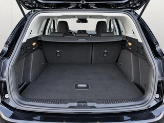 Ford Focus Wagon 125PK Active | Automaat | Winterpack | 17" Velgen | Apple Carplay/Android Auto | BTW auto / 12