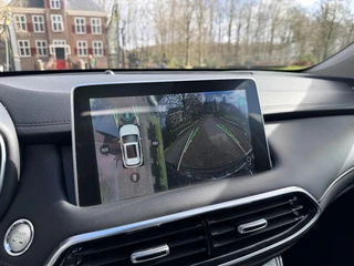 MG EHS 1.5 TGDI Luxury PHEV / 17