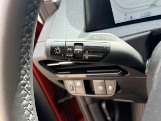 Kia EV6 77.4 kWh  | Afn. Trekhaak | SOH 100% | Half Leder | Adapt. Cruise | Stoel- en stuurverwarming | Apple/Android / 26