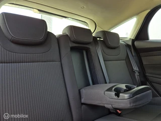 FORD FOCUS 1.0 ECOBOOST TITANIUM/CLIMATE/STOELVERWARMING/KEYLESS/BLUETOOTH / 19